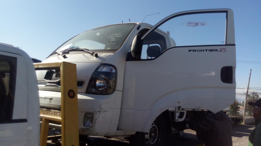  Kia FRONTIER 2015    EN DESARME